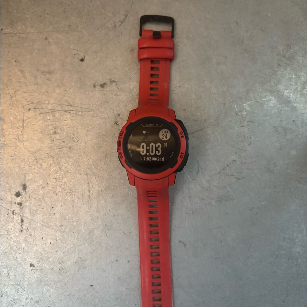 garmin Orange and Black Outdoor GPS Sports Watch - Picture 2 of 5